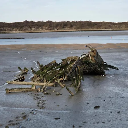 Nuit Insolite A Bord D'alibis, 8m 滨海迪沃