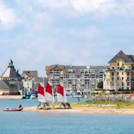 Nuit Insolite A Bord D'alibis, 8m 滨海迪沃